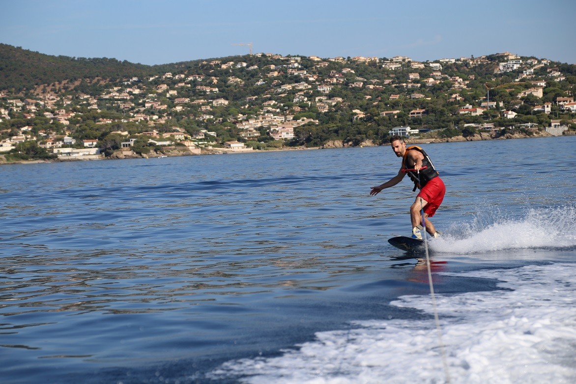 Le clapotis sur la colline du boucharel